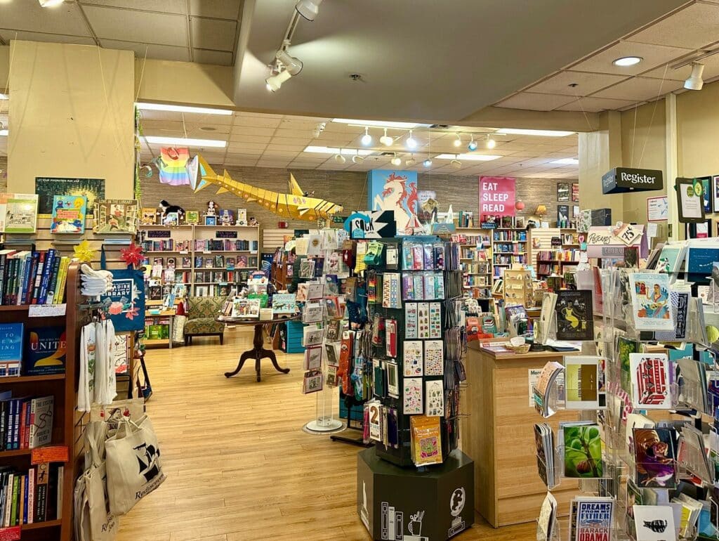 Shopping area in West Boise with stores and parking